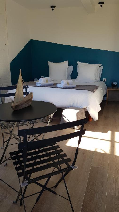D'hotes Et De La Vieille Ecluse Bed & Breakfast *