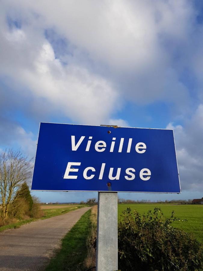 Bed & Breakfast D'hotes Et De La Vieille Ecluse